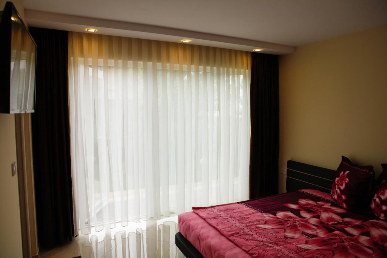 Zafo Hotel Sinemoretz Esterno foto
