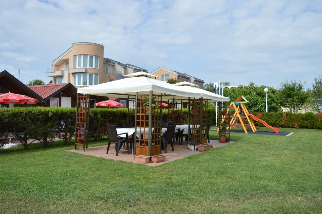 Zafo Hotel Sinemoretz Esterno foto