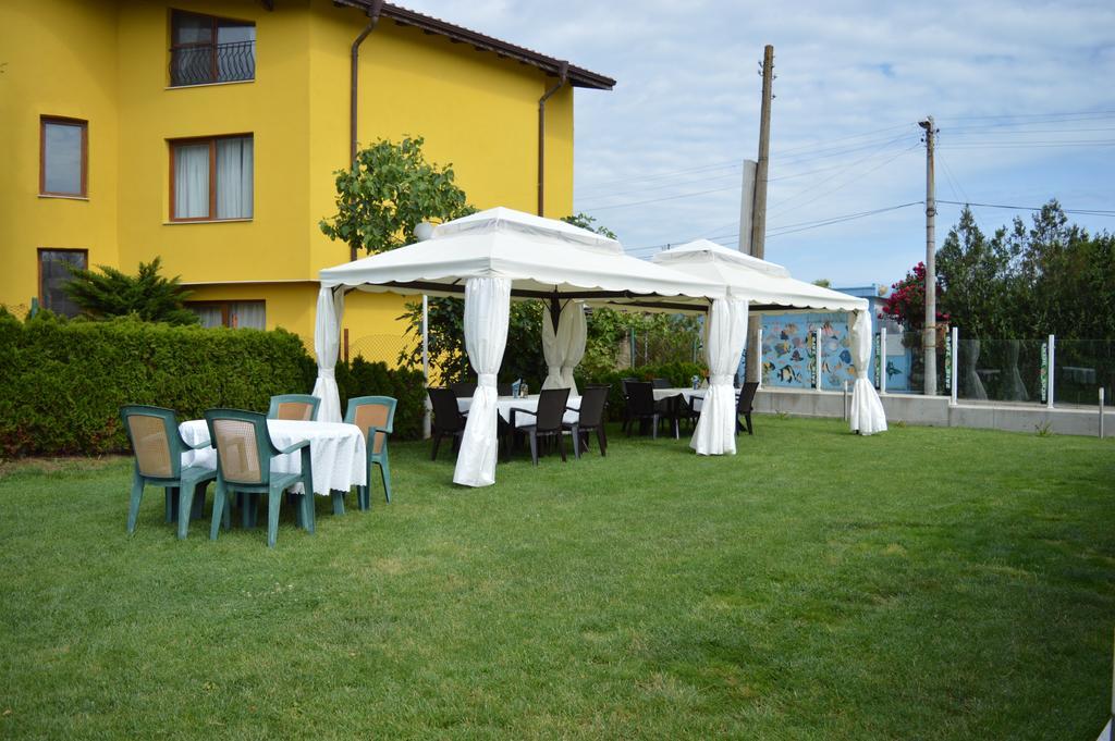 Zafo Hotel Sinemoretz Esterno foto